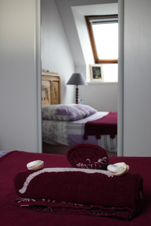 Yec'Hed Mat Bed & Breakfast Saint-Nicolas-du-Pélem Exterior photo